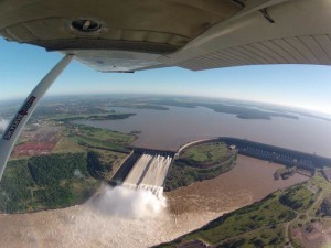 Usina Itaipu www luchiari com br